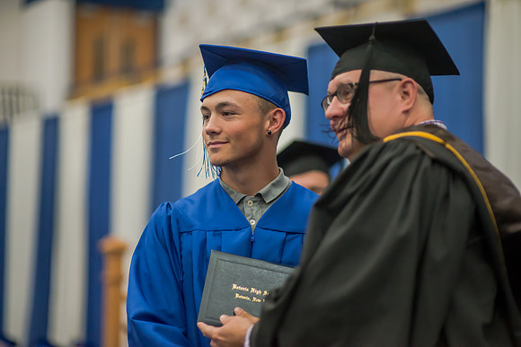 bhsgrad2016-37
