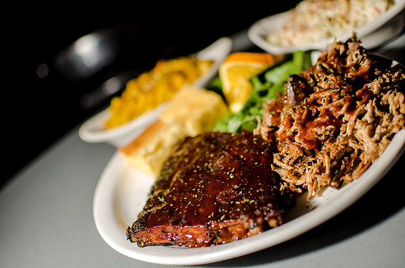 BBQ plate at Smokin Eagle