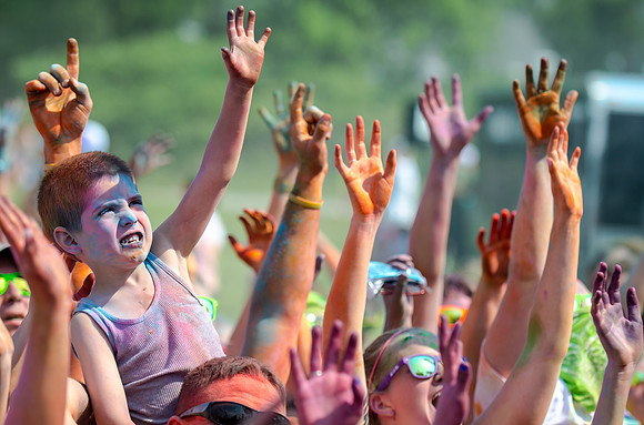 Color Me Rad 5K Run at Darien Lake Theme Park