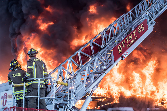 Fire, Big O Farms, Torrey Farms, Elba, Thanksgiving Day 2016