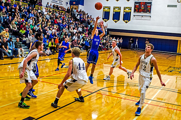 lions_ND_batavia_dec.30_2013-35